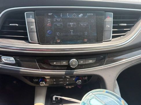 Used 2019 Buick Enclave Essence AWD/4WD image 8