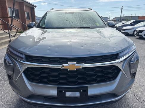Used 2026 Chevrolet Trax LT w/ Driver Confidence Package FWD image 3