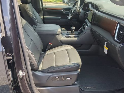 Used 2026 GMC Sierra 1500 Denali AWD/4WD image 29