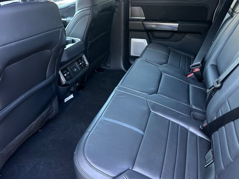 New 2026 Ford F250 Platinum AWD/4WD image 11