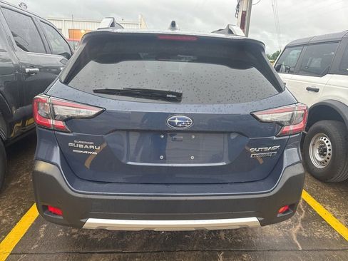 Used 2025 Subaru Outback Touring XT AWD/4WD image 4