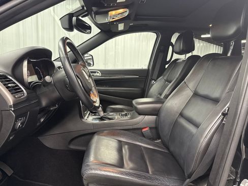 Used 2021 Jeep Grand Cherokee Limited AWD/4WD image 17