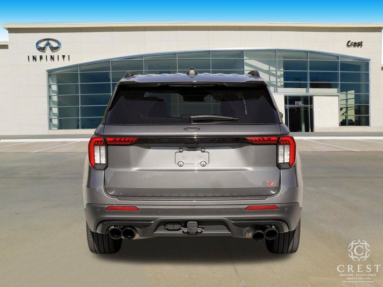 Used 2025 Ford Explorer ST AWD/4WD image 4
