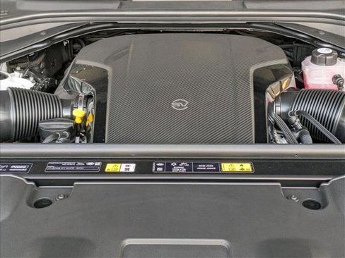 New 2026 Land Rover Range Rover SV AWD/4WD image 19