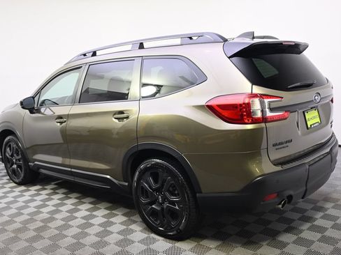 Used 2024 Subaru Ascent Onyx Edition AWD/4WD image 3