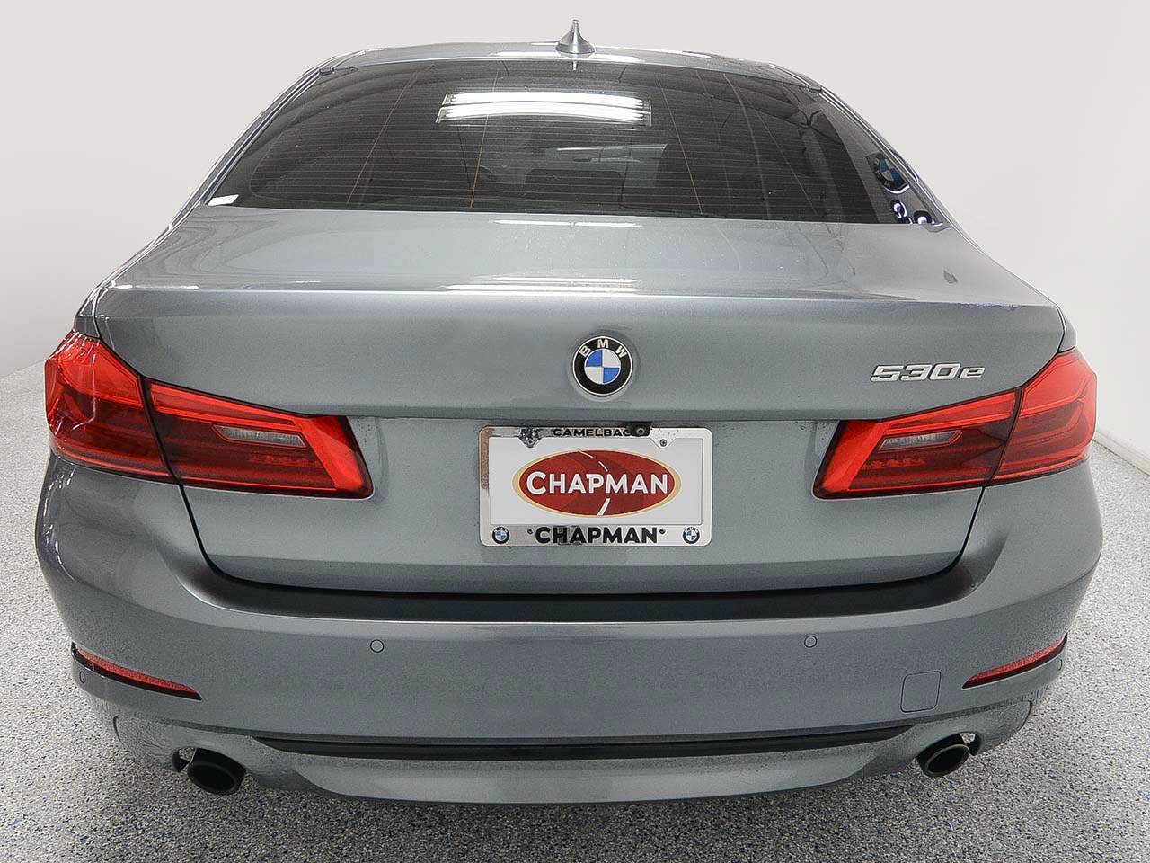 Used 2019 BMW 530e w/ Convenience Package RWD image 4