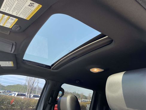 Used 2014 Ford F150 FX4 w/ Equipment Group 402A Luxury image 8