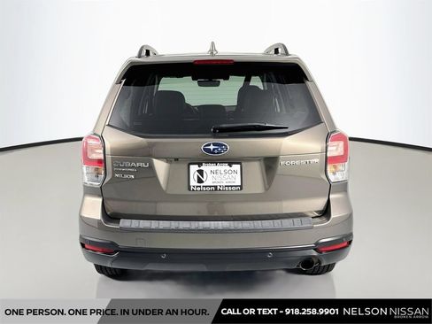 Used 2018 Subaru Forester 2.5i Touring w/ Popular Package #3B AWD/4WD image 6