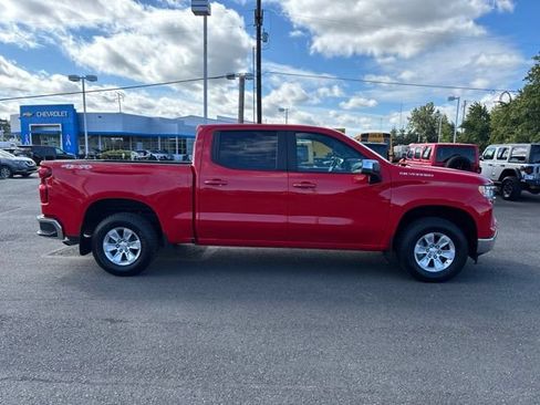Used 2025 Chevrolet Silverado 1500 LT w/ Work Truck Package AWD/4WD image 6