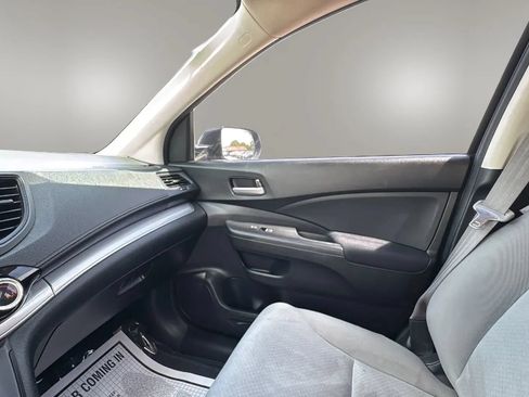 Used 2015 Honda CR-V LX image 19