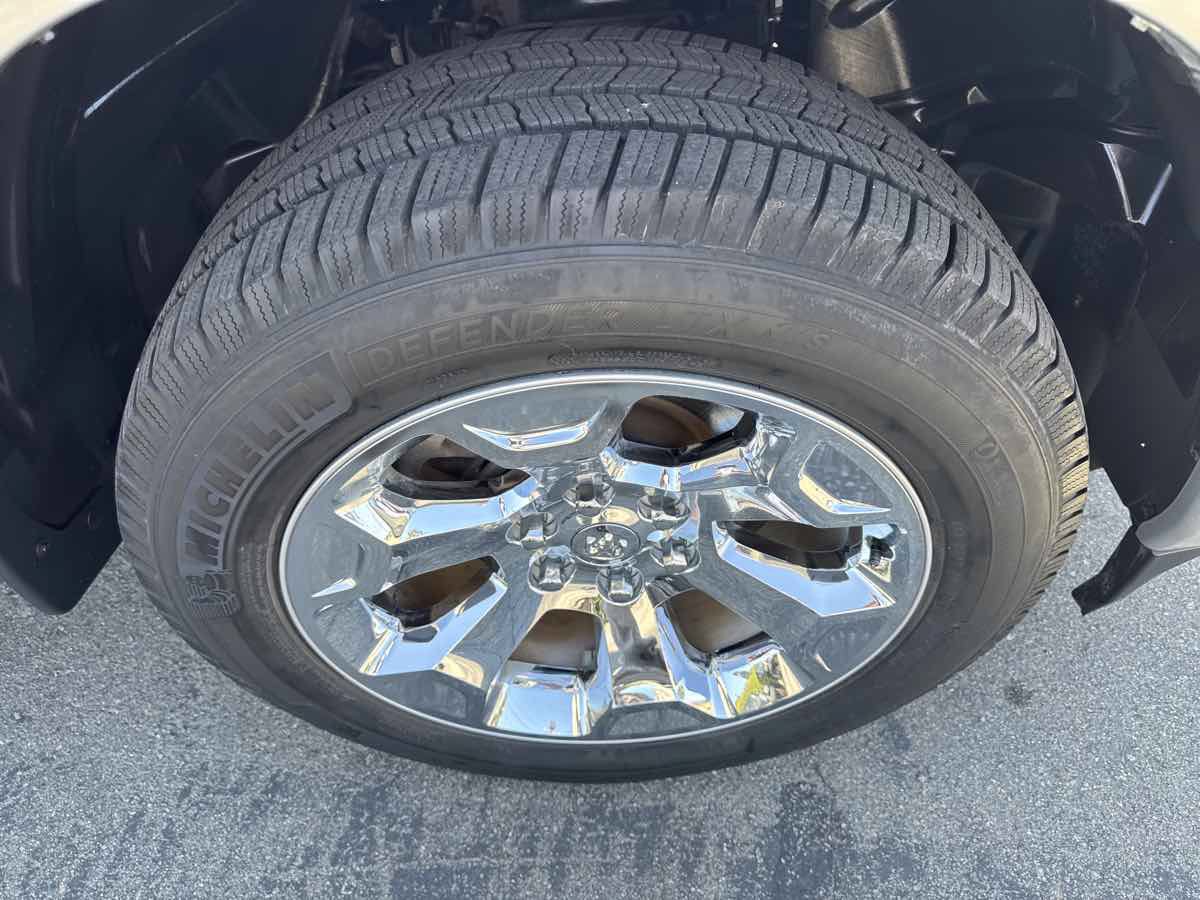 Used 2019 RAM 1500 Big Horn RWD image 13
