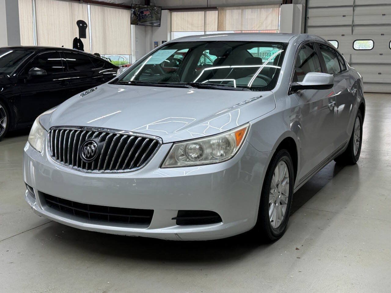 Used 2013 Buick LaCrosse FWD image 5