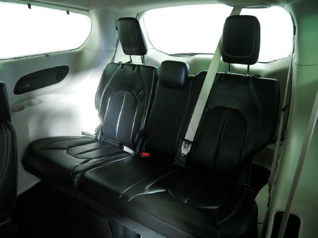 Certified 2023 Chrysler Pacifica Touring-L w/ Uconnect Theater Family Group AWD/4WD image 16