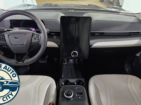 Used 2021 Ford Mustang Mach-E Premium AWD/4WD image 30