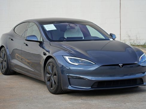 Used 2022 Tesla Model S AWD/4WD image 59