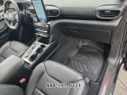 Used 2021 Ford Explorer ST w/ Equipment Group 401A AWD/4WD image 18