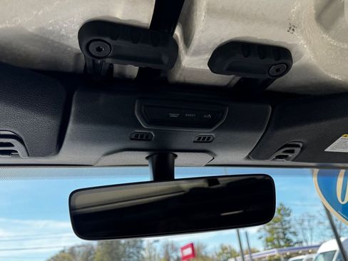 Used 2020 Jeep Gladiator Rubicon w/ Uconnect 4C Nav & Sound Group AWD/4WD image 23