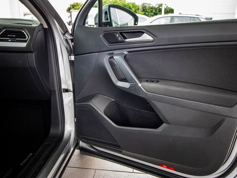 Certified 2020 Volkswagen Tiguan S image 36