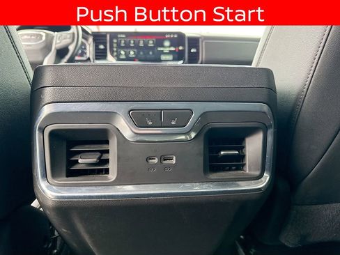 Used 2022 GMC Sierra 1500 SLT image 29