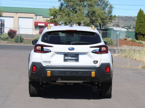 Certified 2024 Subaru Crosstrek 2.5i Wilderness w/ Crosstrek Mirror Package AWD/4WD image 5
