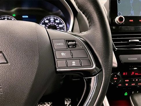 Used 2024 Mitsubishi Eclipse Cross SE image 25