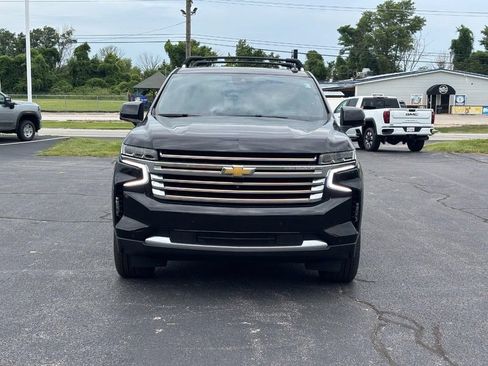 Used 2023 Chevrolet Suburban High Country AWD/4WD image 8