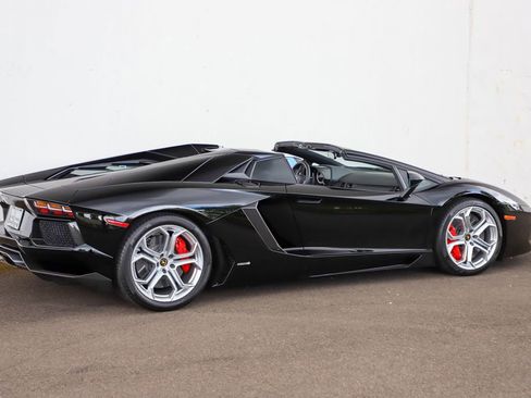 Used 2014 Lamborghini Aventador LP 700-4 AWD/4WD image 5