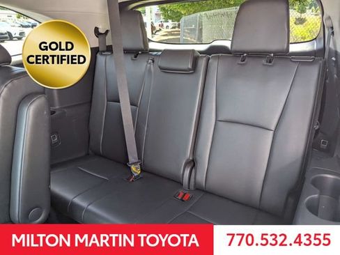 Certified 2024 Toyota Highlander XLE AWD/4WD image 9