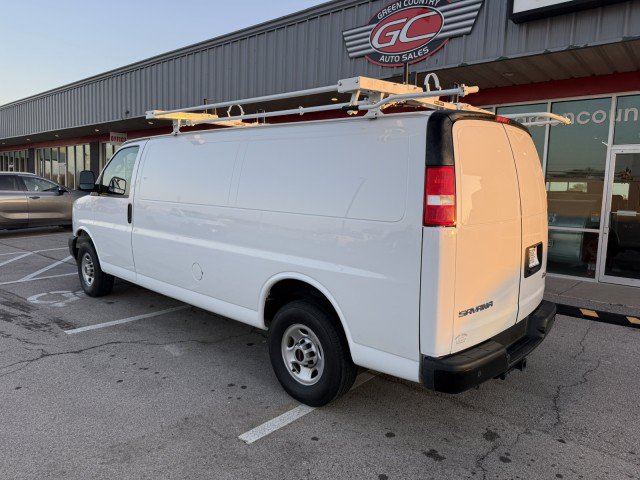 Used 2023 GMC Savana 2500 Extended w/ Driver Convenience Package RWD image 4