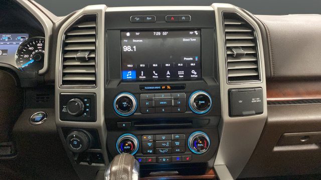 Used 2018 Ford F150 King Ranch w/ Equipment Group 601A Luxury AWD/4WD image 13