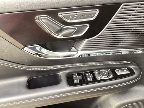 Used 2022 Lincoln Corsair AWD w/ Premium Package image 28