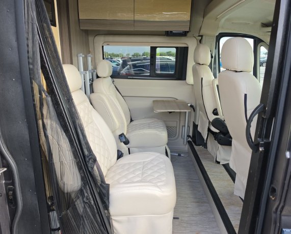 Used 2022 RAM ProMaster 3500 w/ Premium Convenience Group (B) FWD image 6