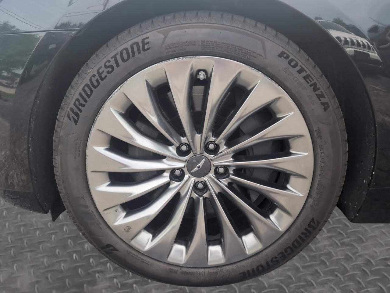 Used 2019 Genesis G90 3.3T Premium AWD/4WD image 33
