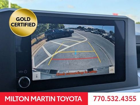 Certified 2024 Toyota Tacoma TRD Off-Road AWD/4WD image 20