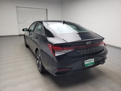 Used 2023 Hyundai Elantra SEL w/ Convenience Package FWD image 5