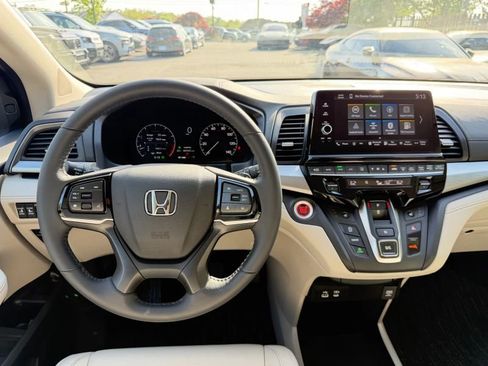 Used 2026 Honda Odyssey EX-L image 21