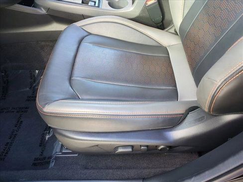 Certified 2025 Subaru Crosstrek 2.5i Limited w/ Crosstrek Mirror Package image 16