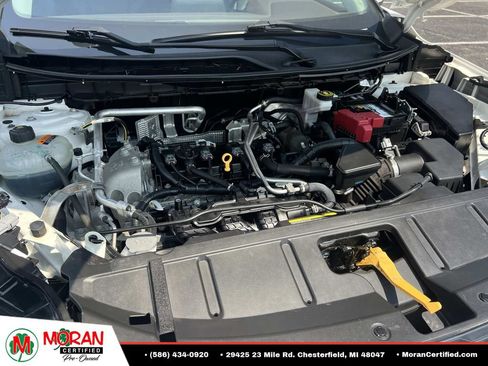 Used 2022 Nissan Rogue S AWD/4WD image 10