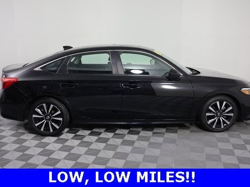 Used 2022 Honda Civic EX image 9