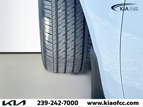 Used 2026 Toyota Corolla LE image 39