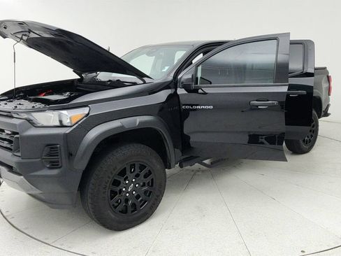 Used 2024 Chevrolet Colorado Trail Boss AWD/4WD image 10