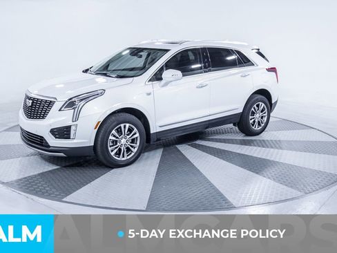 Used 2021 Cadillac XT5 Premium Luxury image 3