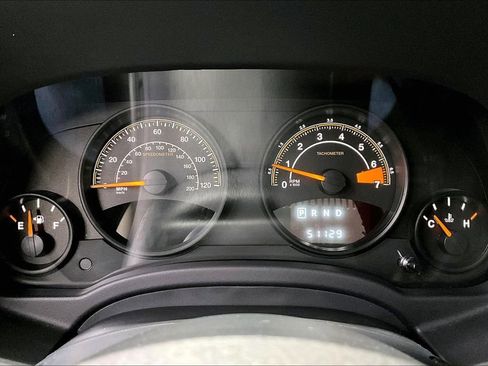 Used 2017 Jeep Patriot High Altitude FWD image 13