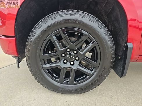 Used 2024 Chevrolet Silverado 1500 RST AWD/4WD image 32