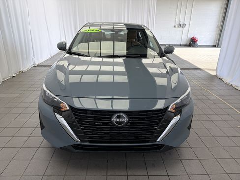 Used 2024 Nissan Sentra SV w/ SV Premium Package FWD image 2