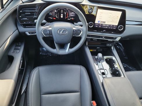 Used 2025 Lexus RX 350 FWD w/ Technology Package image 6