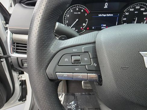 Used 2023 Cadillac XT4 Sport FWD image 19