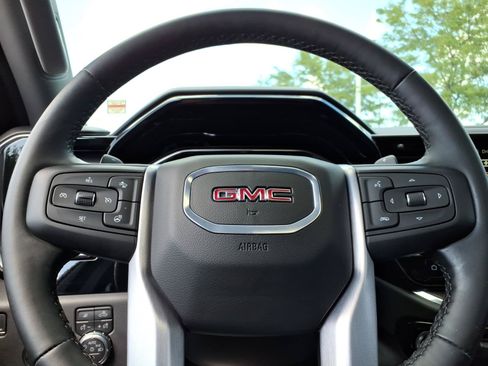 Used 2024 GMC Sierra 1500 SLT w/ SLT Premium Plus Package AWD/4WD image 25