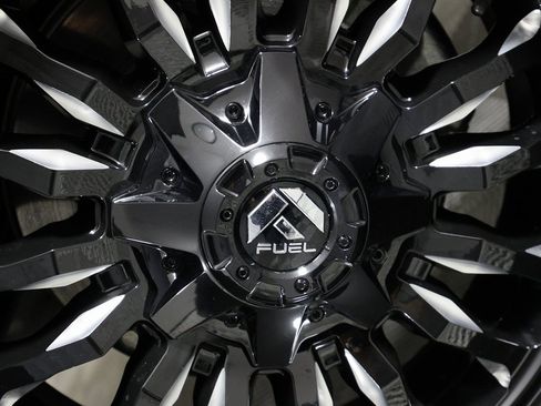 Used 2025 GMC Sierra 2500 SLT w/ SLT Premium Package image 51