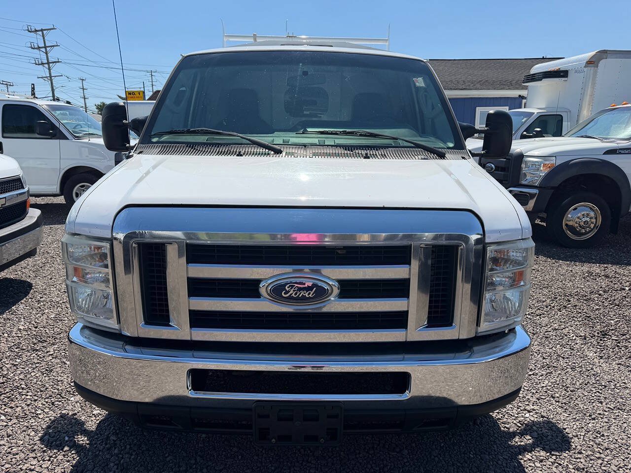 Used 2016 Ford E-350 and Econoline 350 Super Duty w/ Power Windows & Locks Group RWD image 2